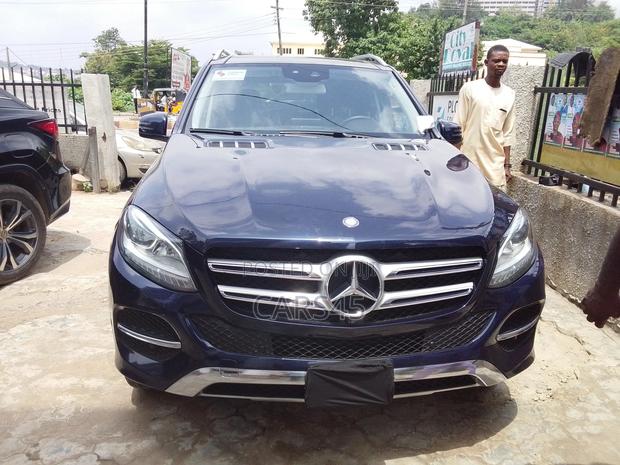 Mercedes-Benz GLE-Class 2017 Blue