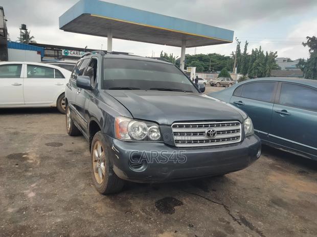 Toyota Highlander 2003 Blue