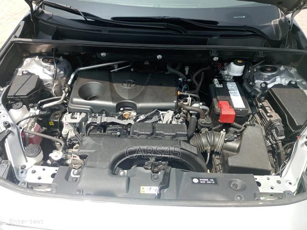 Toyota RAV4 2020 Silver