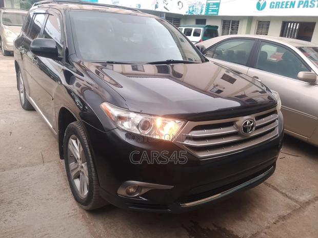 Toyota Highlander 2012 Gray