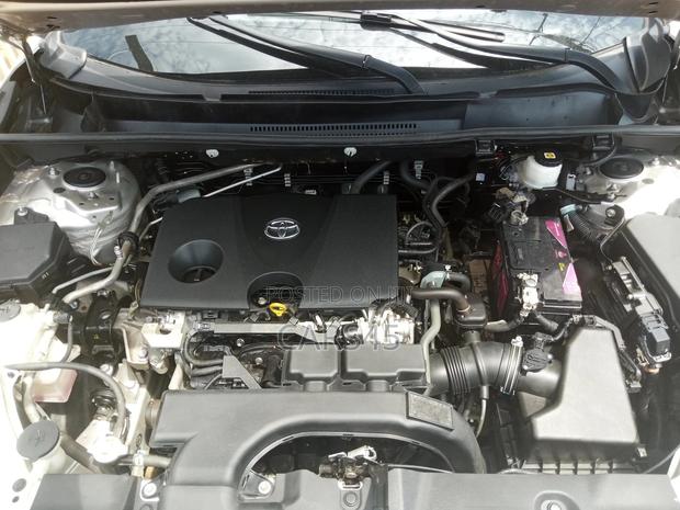 Toyota RAV4 2022 Ivory