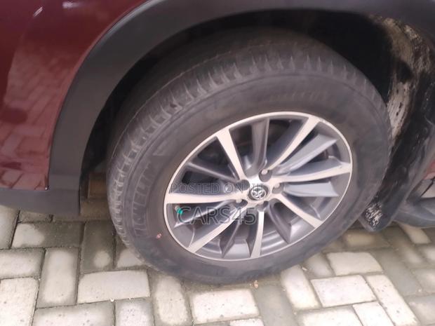 Toyota Highlander 2019 Burgandy