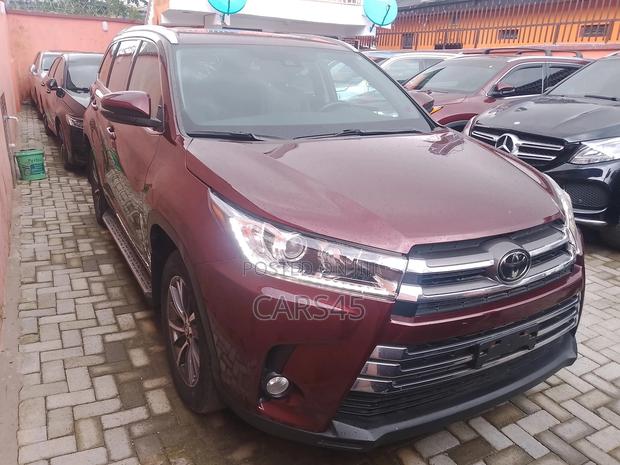 Toyota Highlander 2019 Burgandy