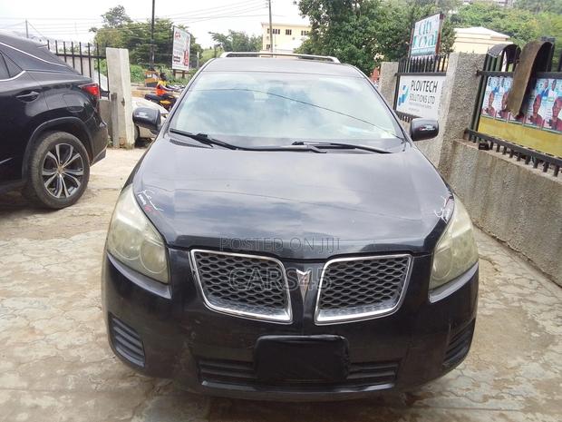 Pontiac Vibe 2010 Gray