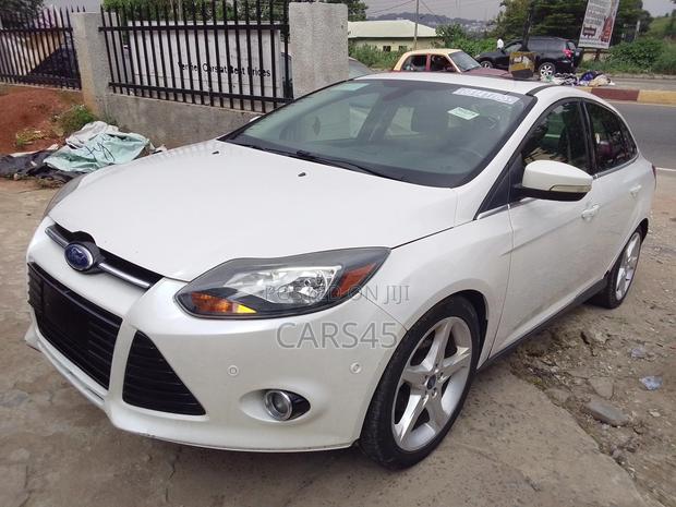 Ford Focus 2012 White