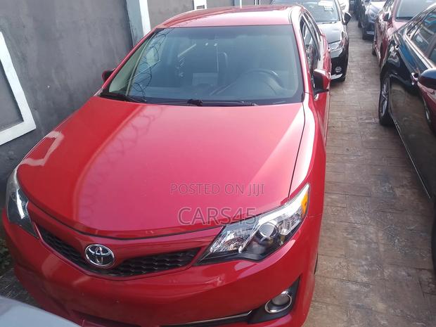 Toyota Camry 2014 Red