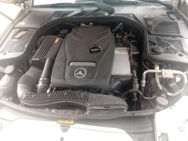 Mercedes-Benz C300 2015 Silver