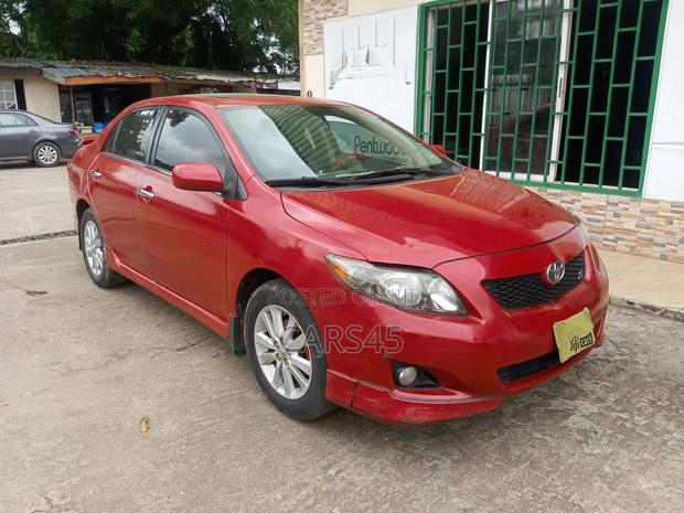 Toyota Corolla 2010 Red