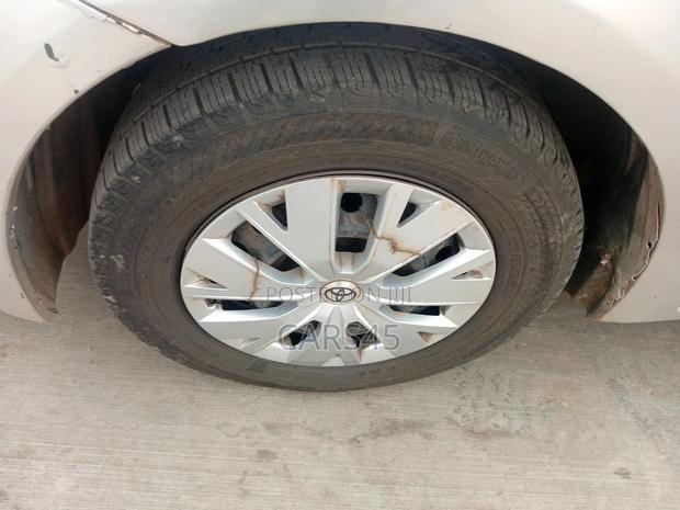 Toyota Sienna 2005 Silver