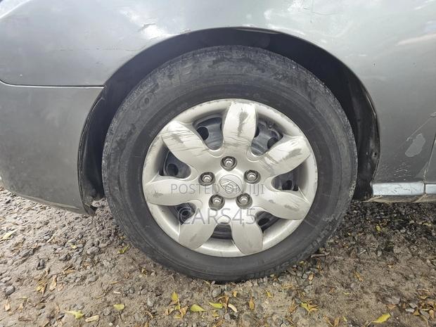 Hyundai Elantra 2010 Blue