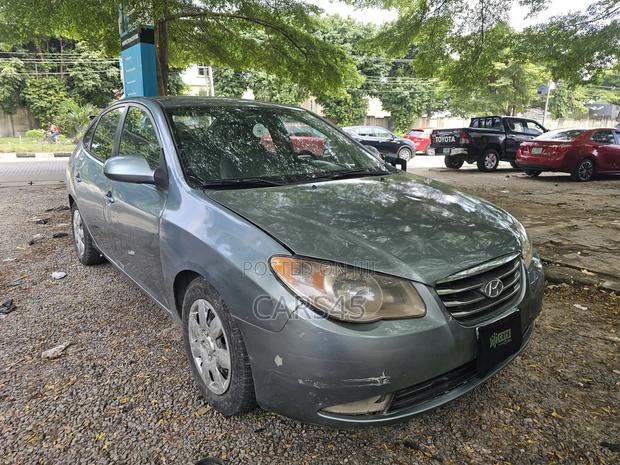 Hyundai Elantra 2010 Blue