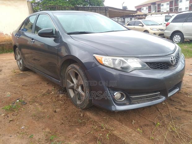 Toyota Camry L 4dr Sedan (2.5L 4cyl 6A) 2012 Gray
