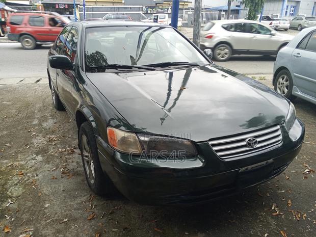 Toyota Camry Automatic 1999 Green