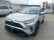 Toyota RAV4 XLE AWD 2019 Gray for sale