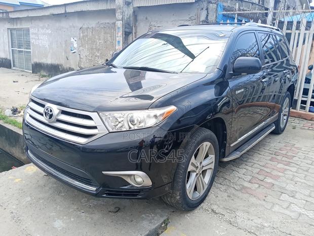 Toyota Highlander 2013 Black