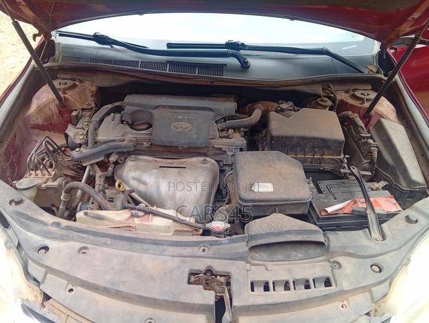 Toyota Camry 2016 Red