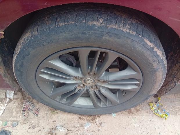 Toyota Camry 2016 Red