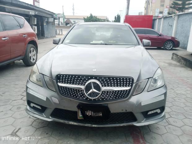Mercedes-Benz E350 2011 Gray