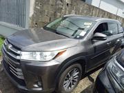 Toyota Highlander XLE 4x4 V6 (3.5L 6cyl 8A) 2017 Gray for sale