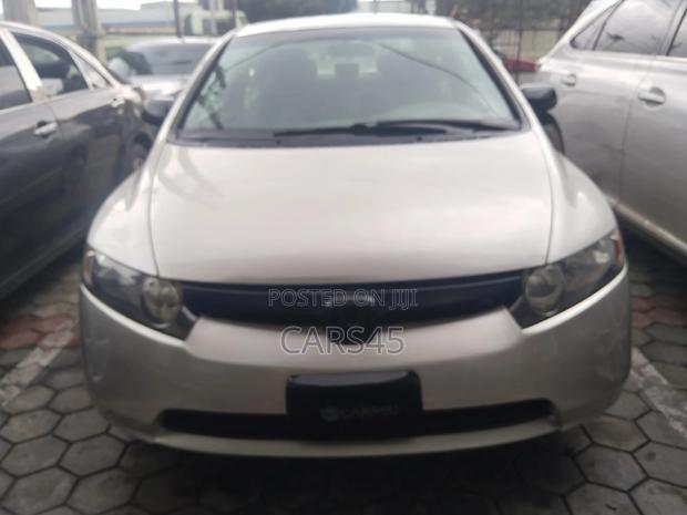Honda Civic 2007 Silver