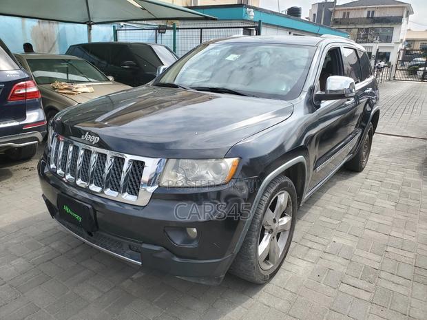 Jeep Cherokee 2012 Black