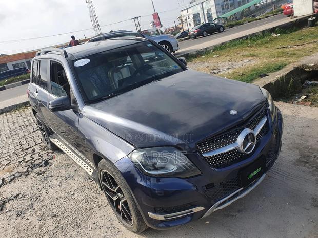 Mercedes-Benz GLK-Class 2010 Blue