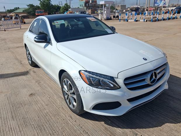 Mercedes-Benz C300 2016 White