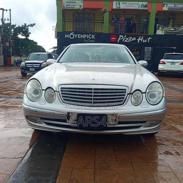 Mercedes-Benz E320 2004 Silver