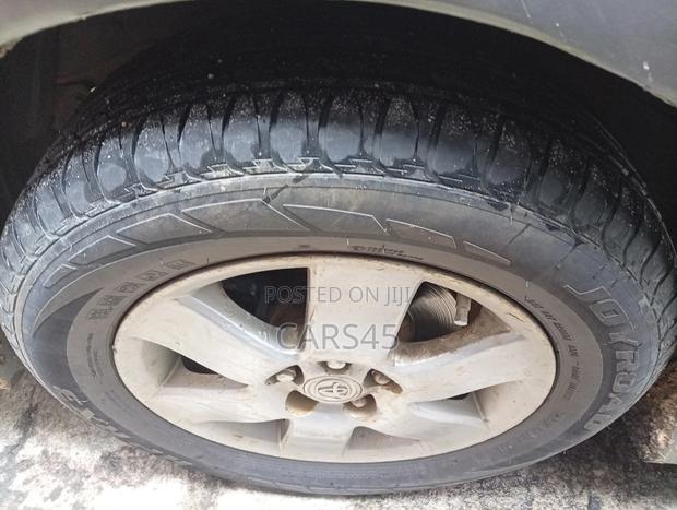 Toyota Corolla 2004 Gray