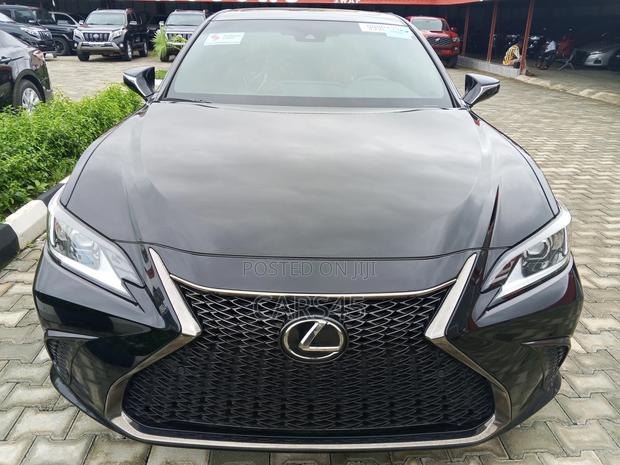 Lexus ES 350 F SPORT Handling FWD 2024 Black