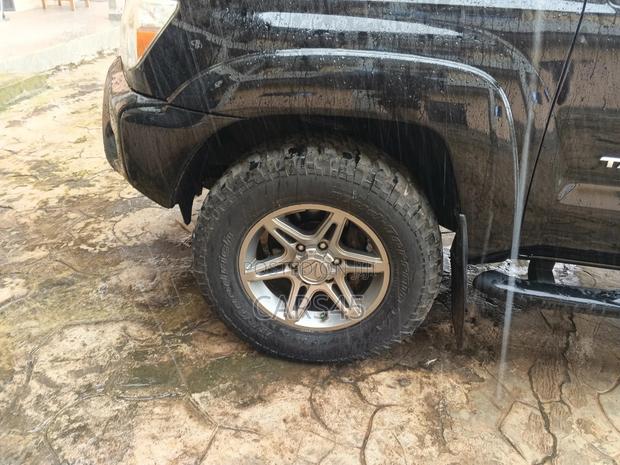 Toyota Tacoma 2014 Black