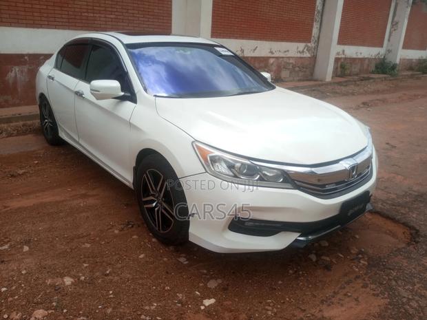 Honda Accord EX 2dr Coupe FWD (2.4L 4cyl 2A) 2017 White
