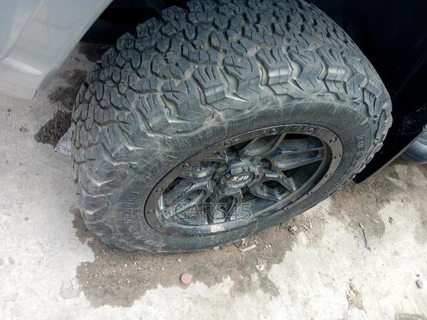 Toyota Tacoma 2017 Gray