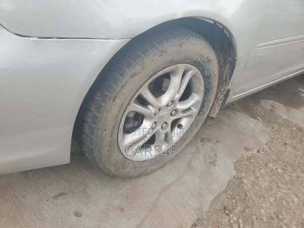 Toyota Camry LE 4dr Sedan (2.4L 4cyl 5M) 2003 Silver