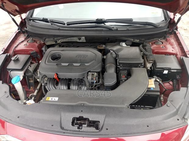 Hyundai Sonata 2016 Red