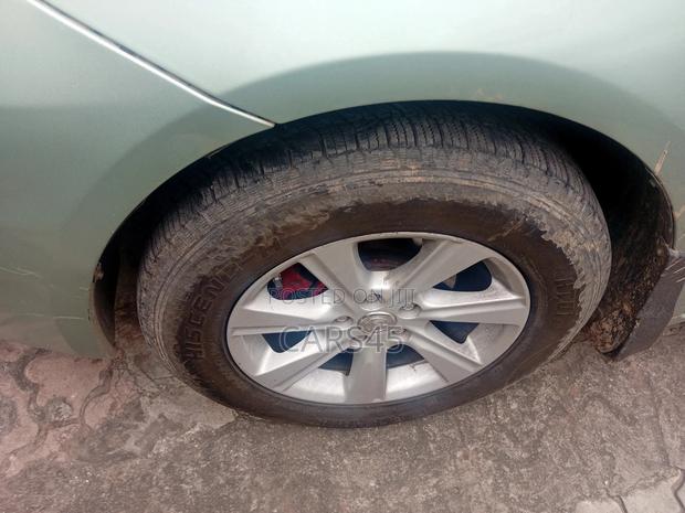 Toyota Sienna 2009 Green