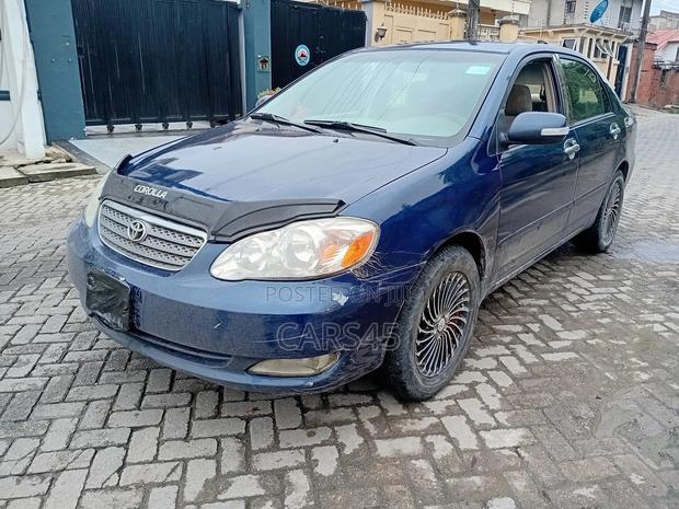 Toyota Corolla LE 2005 Blue