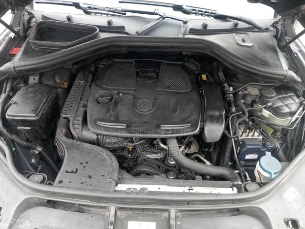 Mercedes-Benz M Class 2012 Blue