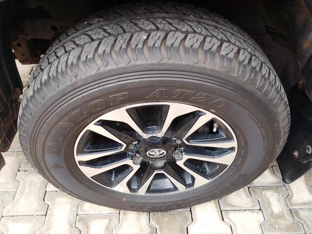 Toyota Land Cruiser Prado 4.0 Petrol TX-L 2019 Green