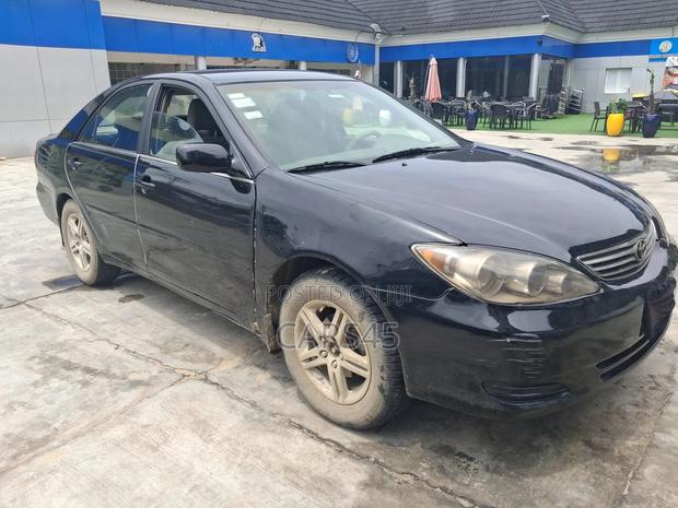 Toyota Camry 2005 Black