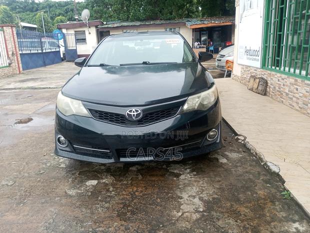 Toyota Camry 2013 Green