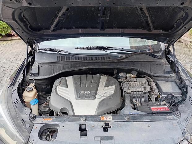 Hyundai Santa Fe 2017 Brown