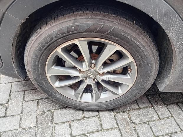 Hyundai Santa Fe 2017 Brown