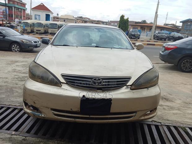 Toyota Camry 2005 Beige