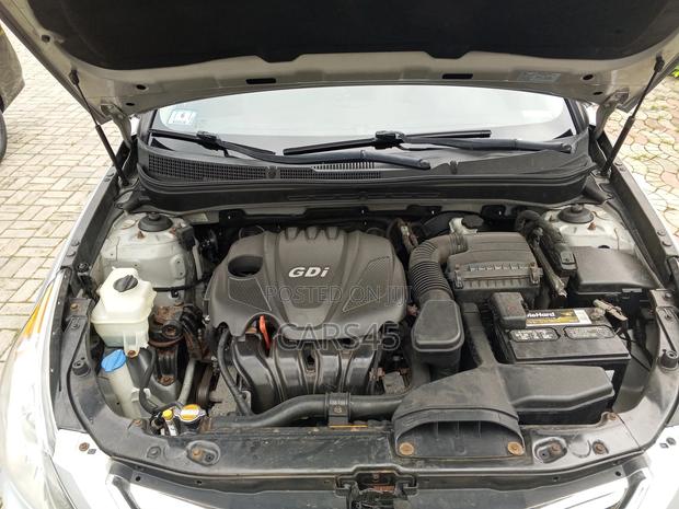Hyundai Sonata 2012 Silver