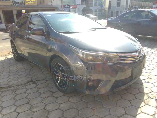 Toyota Corolla L 4dr Sedan (1.8L 4cyl 4A) 2015 Gray