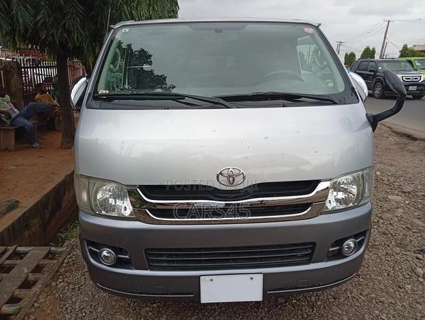 Toyota Harrier 2011 Silver