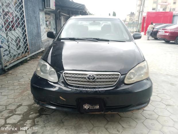 Toyota Corolla 2004 Black