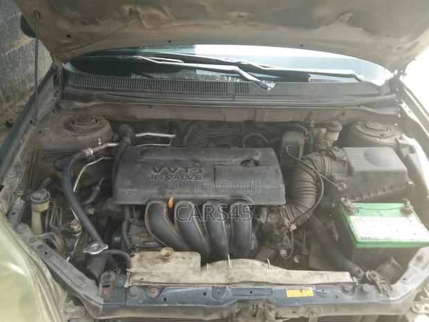 Toyota Matrix 2004 Gray