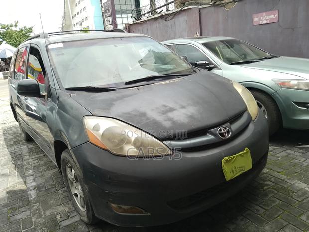 Toyota Sienna 2008 Blue